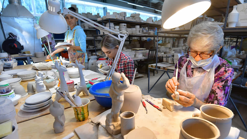 kmo_177308_00143_1_t218_222133