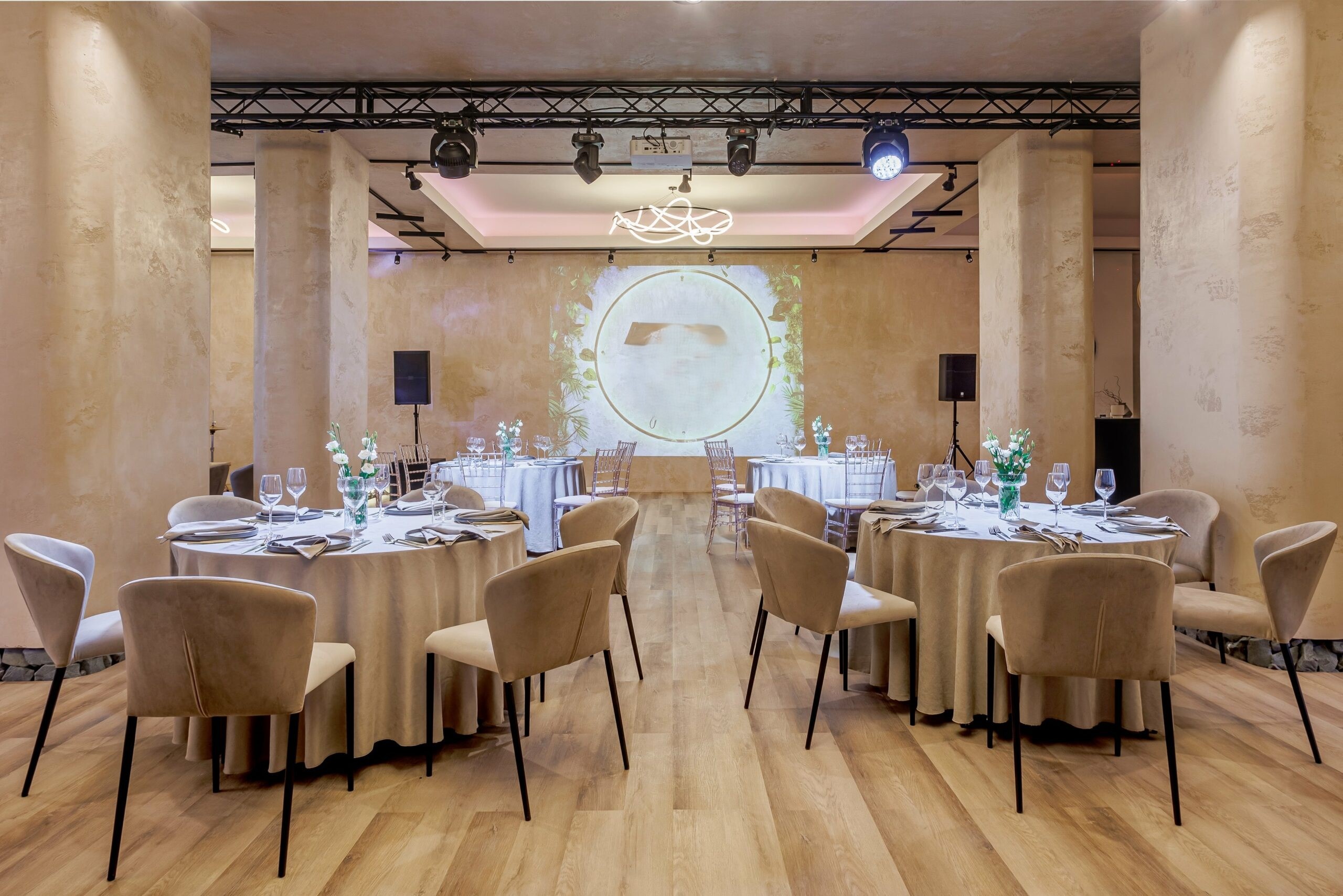 231201_0160-hdr-min-1-scaled-1