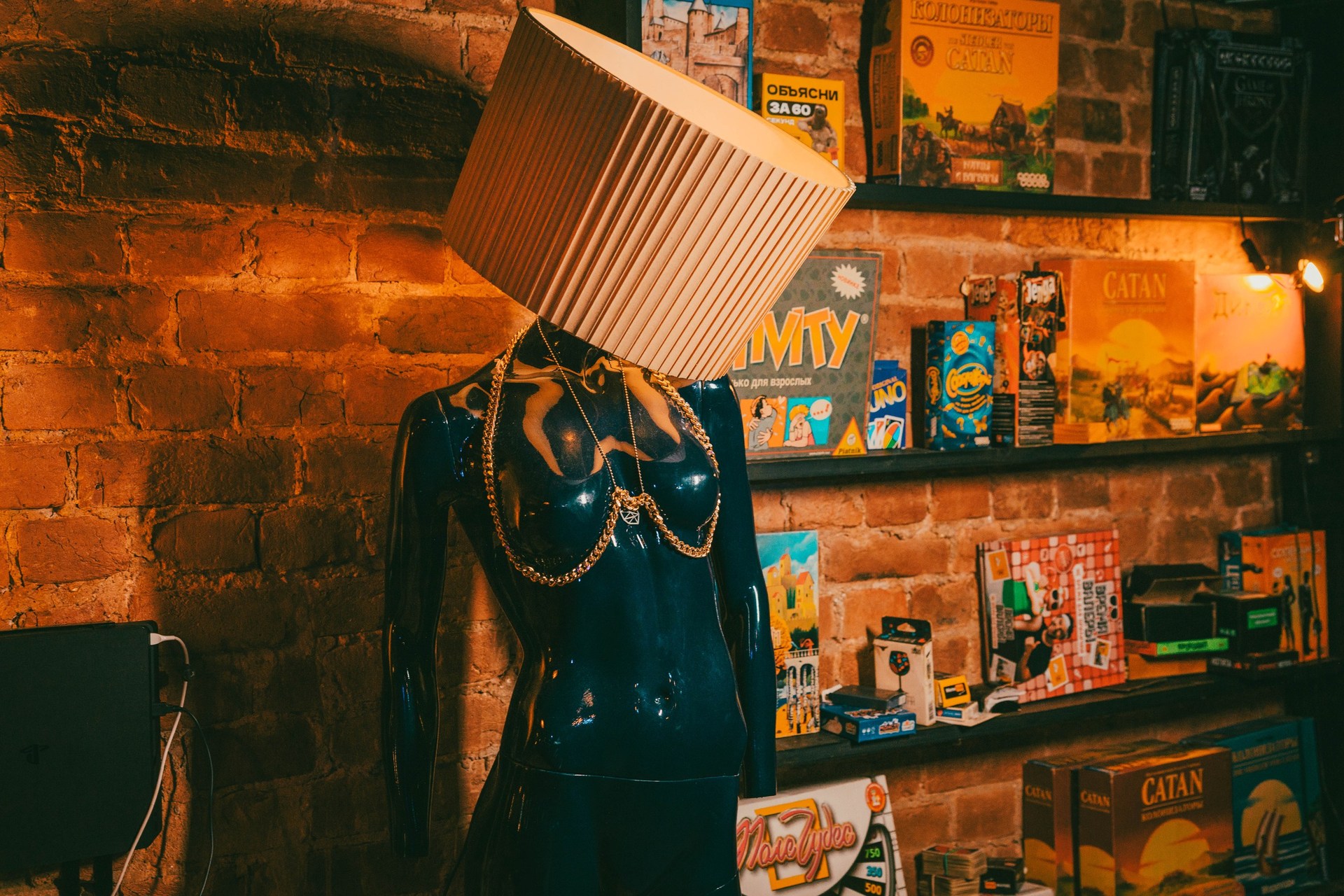 y1b3-qshtko19gxbeoyqvw