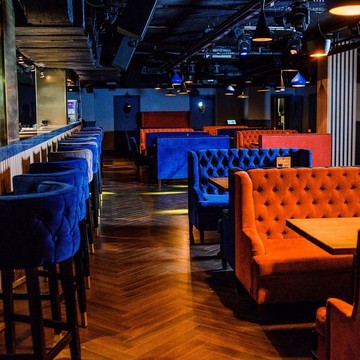 bar